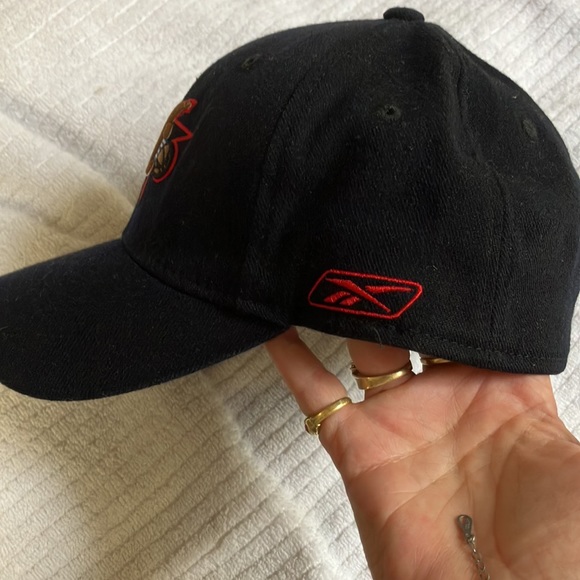 Reebok 76ers fitted ball cap - Picture 2 of 7